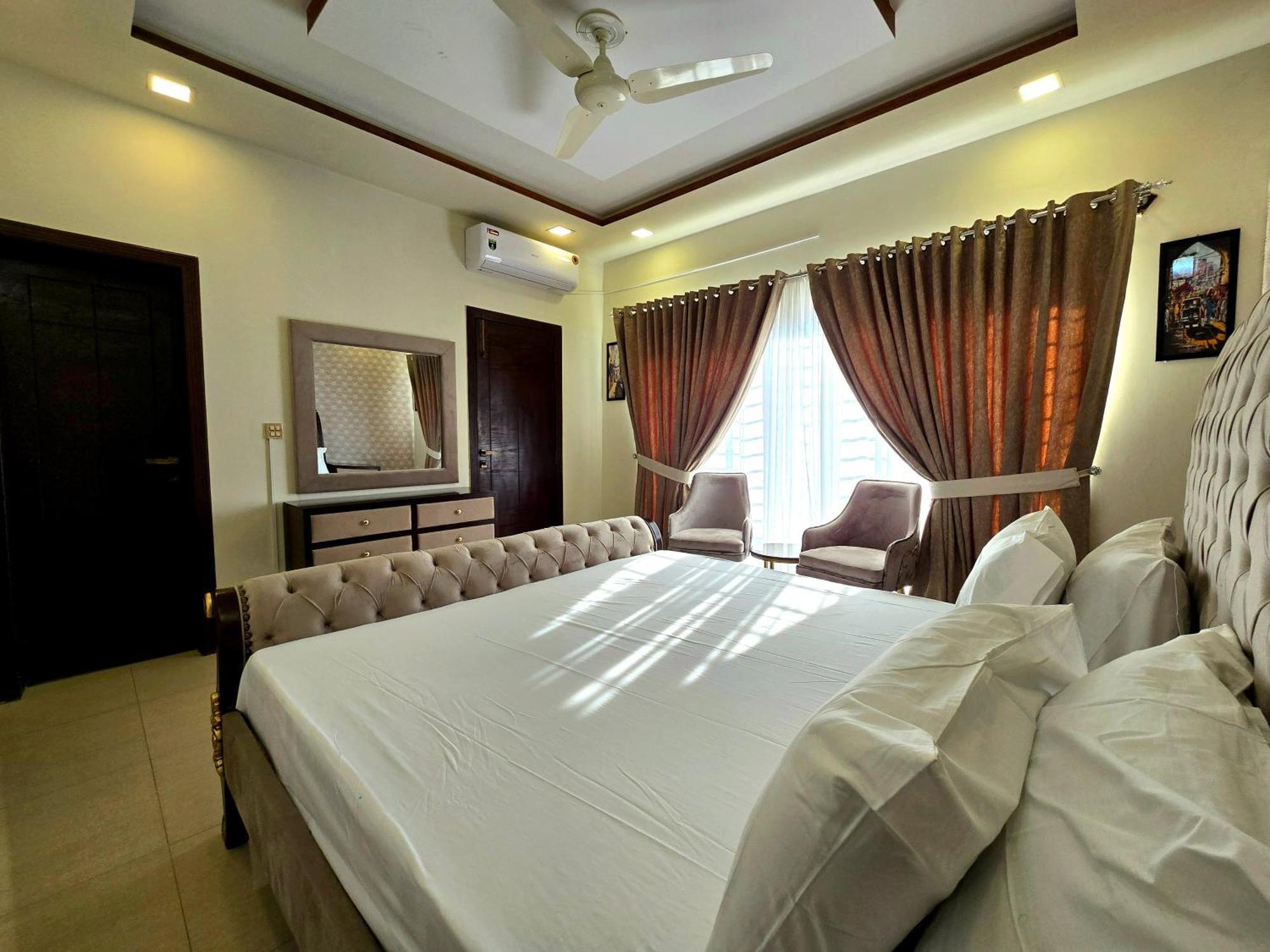The Millenial Apartments & Suites Bahria Town Rawalpindi Cameră foto
