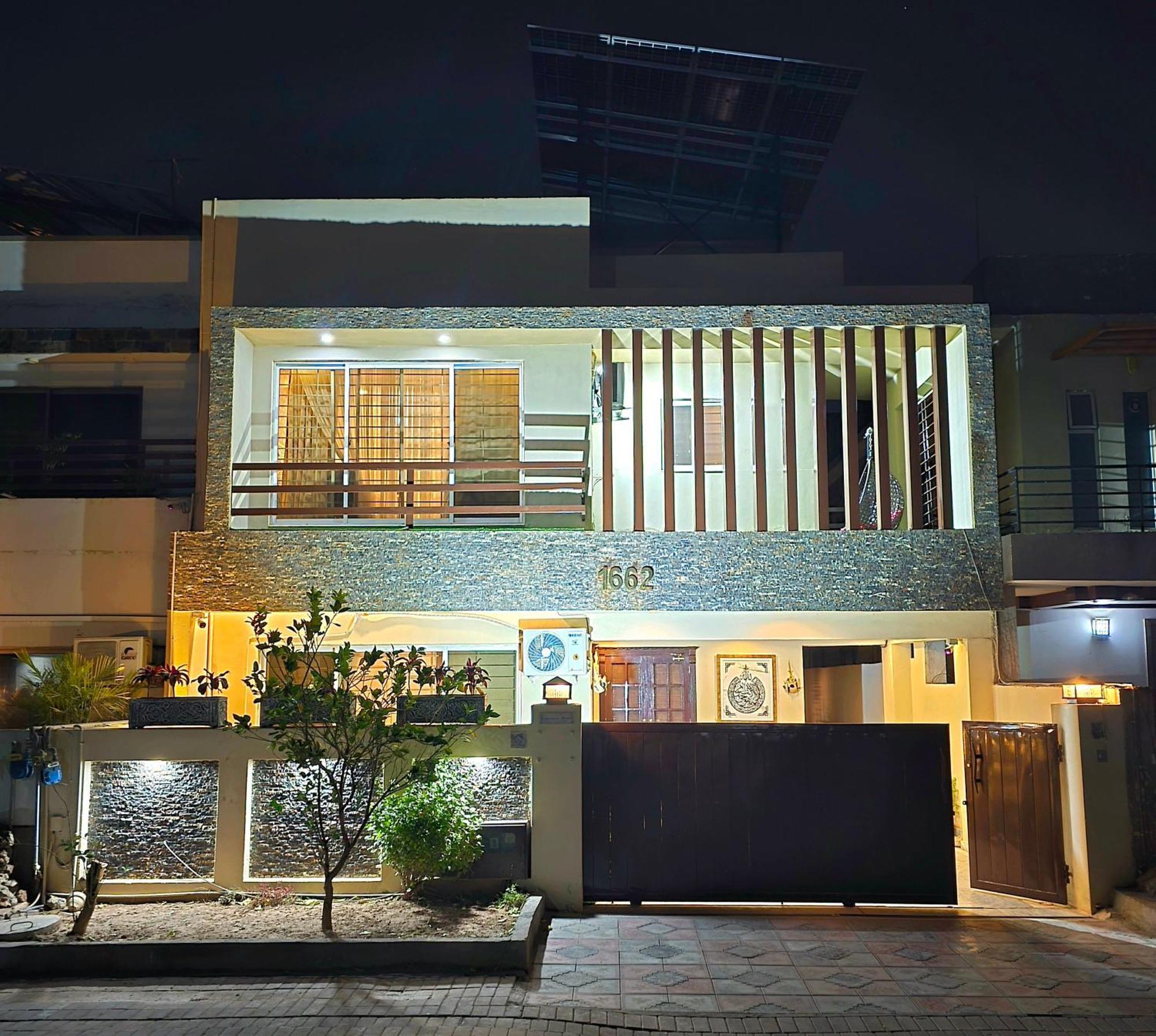 The Millenial Apartments & Suites Bahria Town Rawalpindi Cameră foto